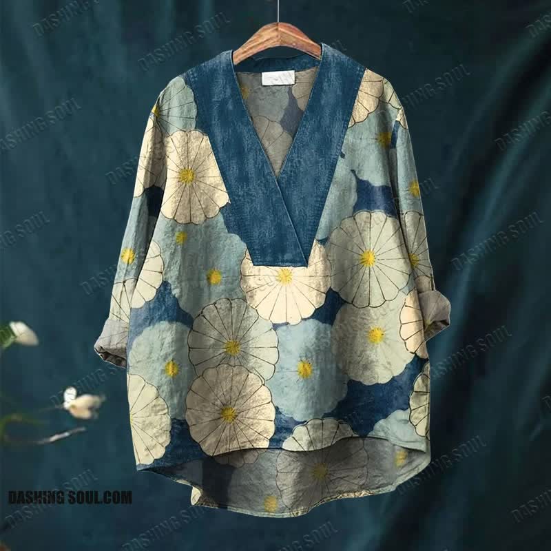 Japanese Simple Round Flower Printed Casual V-neck Shirt
